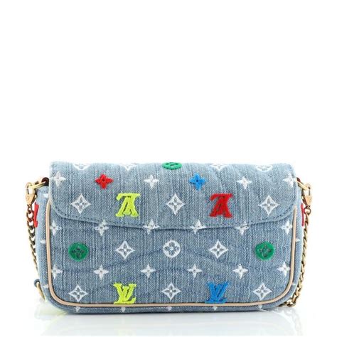 louis vuitton new wave chain pochette price|louis vuitton sac new wave.